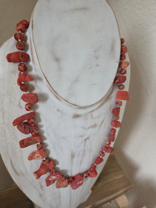 Bumblebee jasper with dyed sponge coral necklace 20"