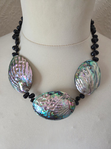 Abalone and onyx pears necklace- 16