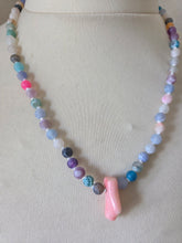 Lace agate with coral 18"